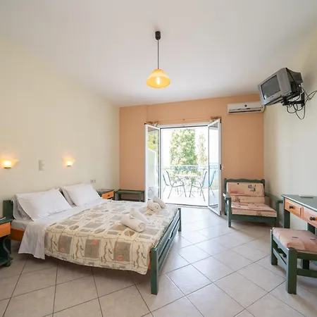 Milos * Lourdata (Kefalonia)