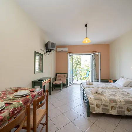 Milos * Лурдата