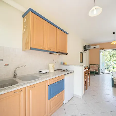 Milos * Lourdata (Kefalonia)